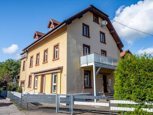 Mehrfamilienhaus zum Kauf 1.290.000 € 16 Zimmer 347 m² 574 m² Grundstück Zarten Kirchzarten 79199