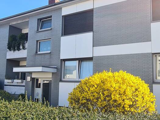 Wohnung zur Miete 425 € 1 Zimmer 25 m² 2 Geschosse Henri-Dunant-Straße 3 Lohausen Düsseldorf 40474