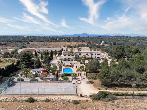 Landhaus zum Kauf 10.000.000 € 2.331 m² 1.006.831 m² Grundstück Santanyí 07650