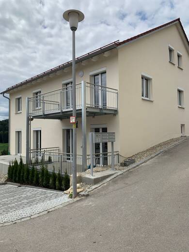 Wohnung zur Miete 730 € 3 Zimmer 72,2 m² 1. Geschoss frei ab sofort Bäckerbergstrasse 16 Kapfelberg Kelheim 93309