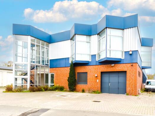 Lagerhalle zur Miete 4.750 € 423 m² Lagerfläche Stuhr / Brinkum 28816