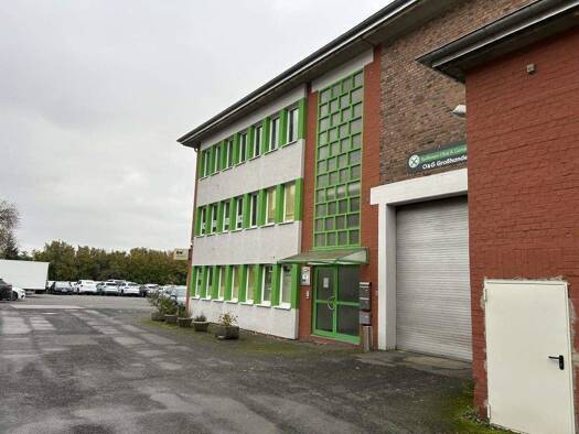 Bürofläche zur Miete 448 m² Bürofläche teilbar ab 224 m² Opladen Leverkusen 51379
