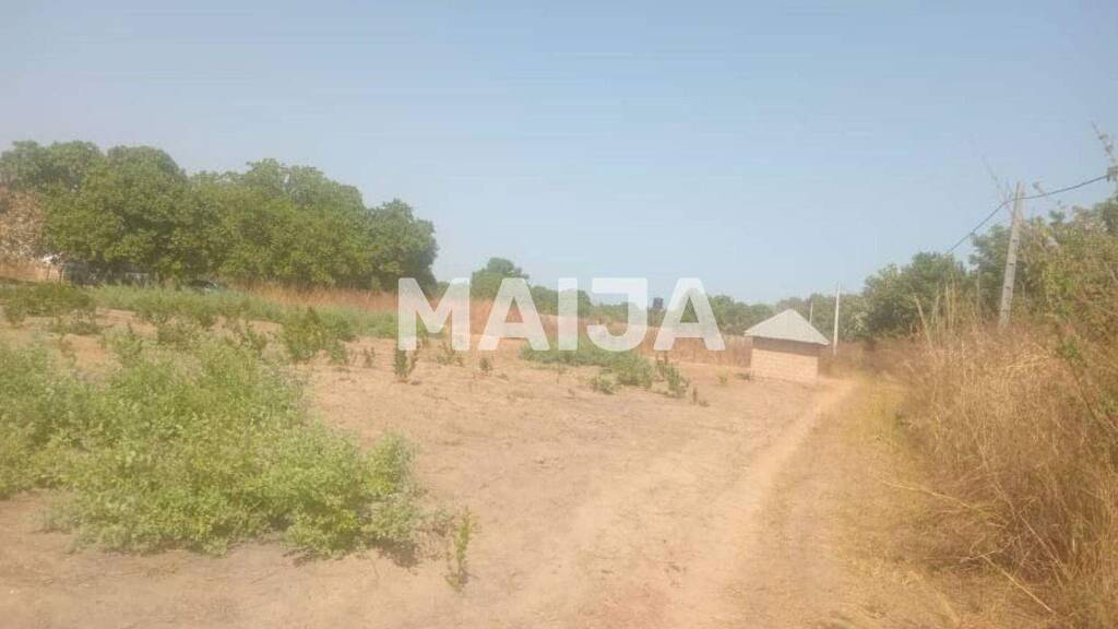 Doppelhaushälfte zum Kauf 40.380 € 1 Zimmer 7.589,5 m² 7.589,5 m² Grundstück Bonto Village, Bonto Village Brikama