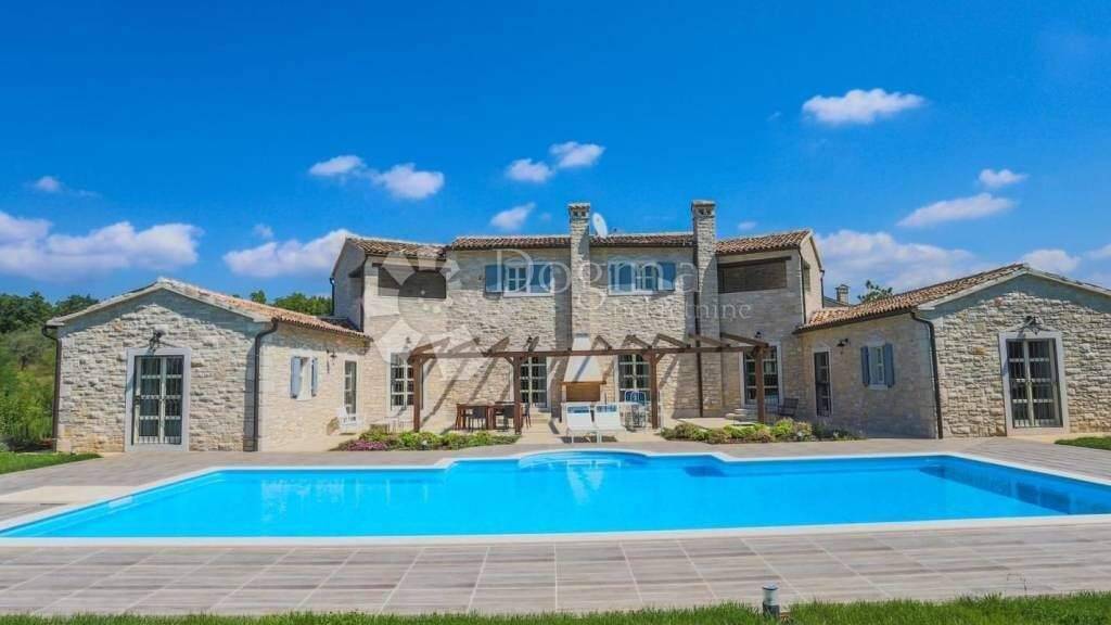 Haus zum Kauf 8 Zimmer 270 m² Tinjan