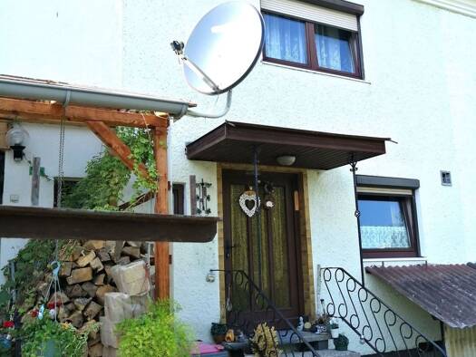 Reihenmittelhaus zum Kauf 158.000 € 3 Zimmer 73 m² 205 m² Grundstück Braunau am Inn 5280