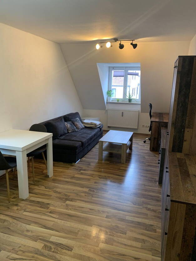 Wohnung zur Miete 425 € 2 Zimmer 35 m² Dachgeschoss, 2. Geschoss frei ab 01.07.2025 Wolframs-Eschenbach Wolframs-Eschenbach 91639
