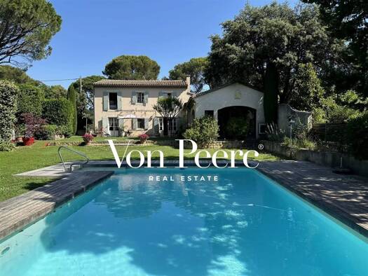 Haus zum Kauf 867.000 € 210 m² Bellecroix-Pont d'Avignon Villeneuve-lès-Avignon 30400