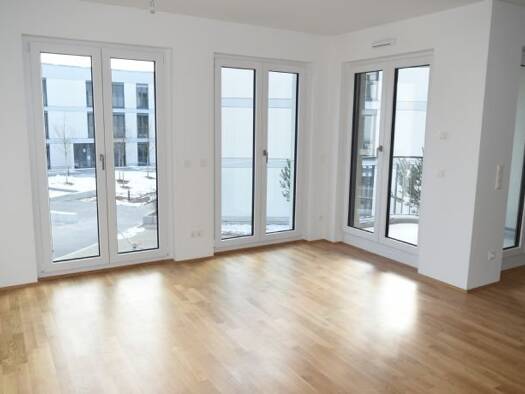 Wohnung zur Miete 940 € 1 Zimmer 43 m² Geschoss 1/3 frei ab sofort Mathilde-Berghofer-Weichner-Straße 5 Aubing-Lochhausen-Langwied München 81249