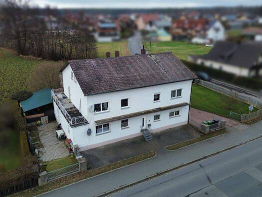 Mehrfamilienhaus zum Kauf 429.500 € 11 Zimmer 328,5 m² 600 m² Grundstück frei ab sofort Klardorf Schwandorf 92421