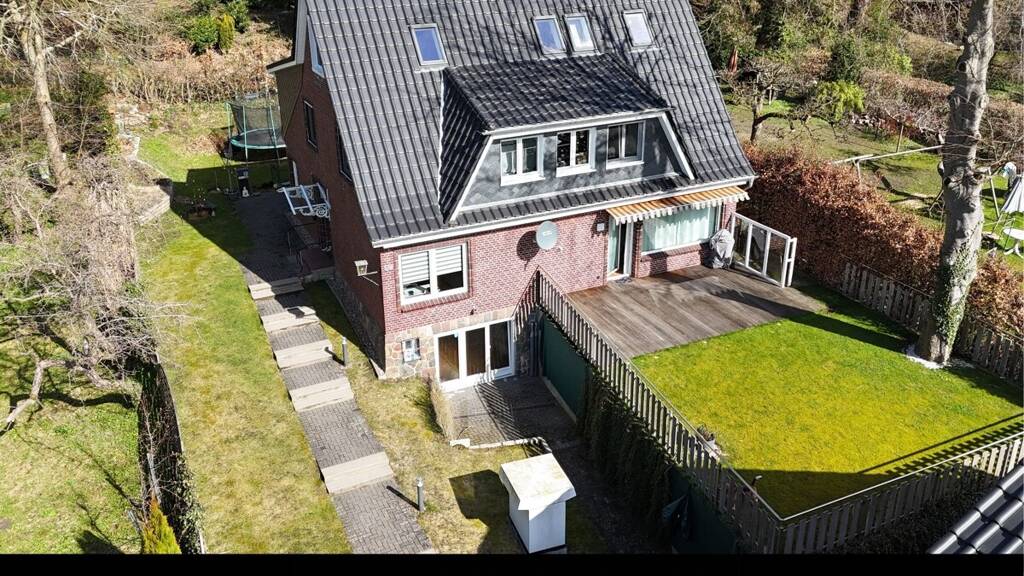 Sonstiges zum Kauf als Kapitalanlage geeignet 625.000 € 8,5 Zimmer 226 m² 1.263 m² Grundstück Bad Bramstedt 24576