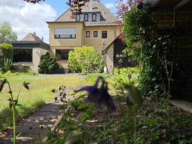Mehrfamilienhaus zum Kauf 1.190.000 € 252 m² 971 m² Grundstück Nürnberg 90482