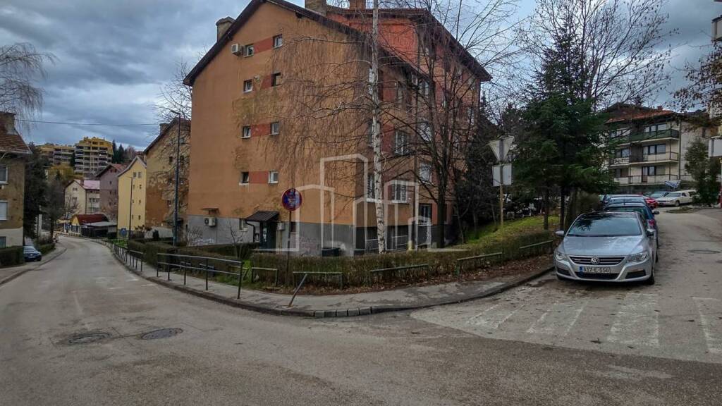 Studio zum Kauf 1 Zimmer 3. Geschoss Sarajevo 71000