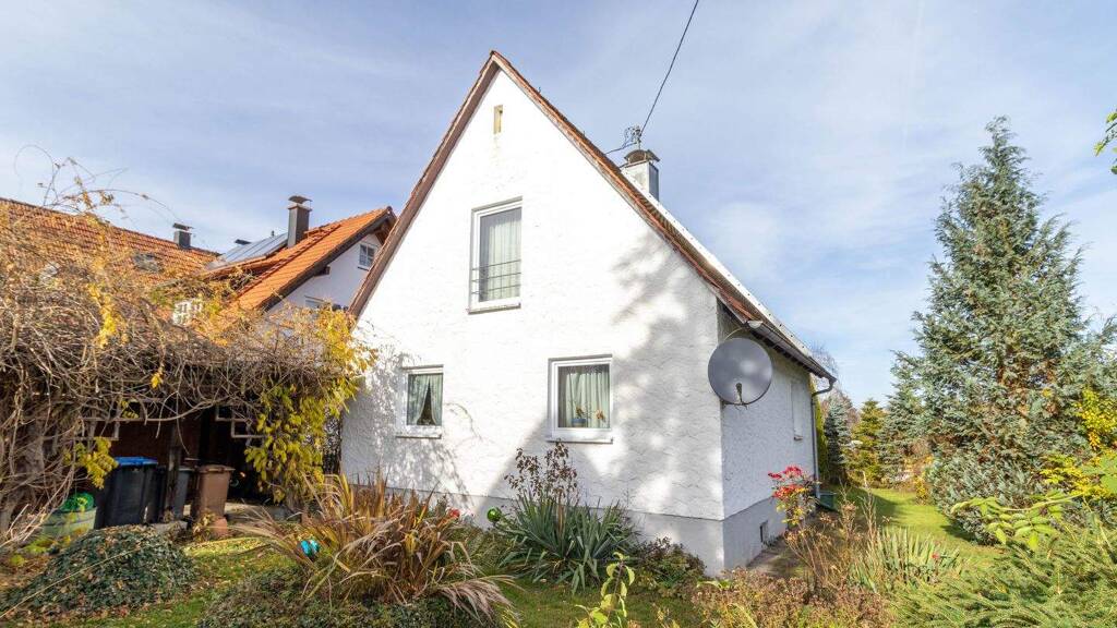 Einfamilienhaus zum Kauf 575.000 € 3,5 Zimmer 75 m² 644 m² Grundstück Raisting 82399