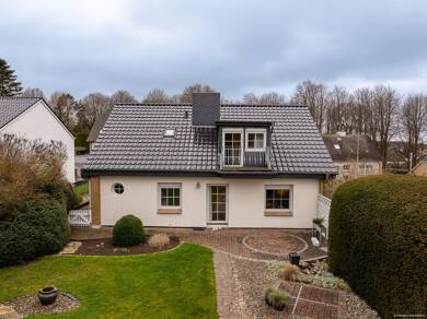 Einfamilienhaus zum Kauf 389.000 € 5 Zimmer 133,3 m² 611 m² Grundstück Lehmberg 7 Heiligenhafen 23774