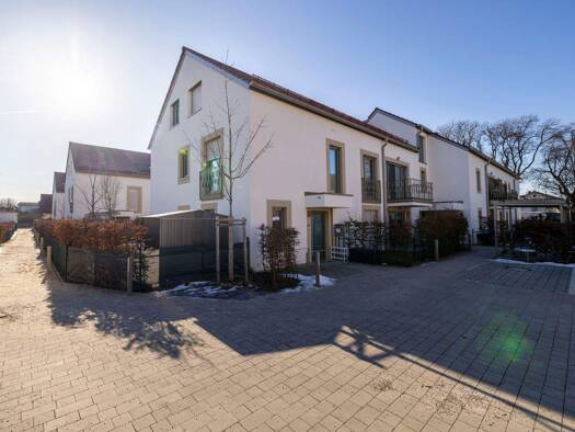 Wohnung zum Kauf 407.900 € 2 Zimmer 48,5 m² EG frei ab 15.03.2026 Langengeisling Erding 85435