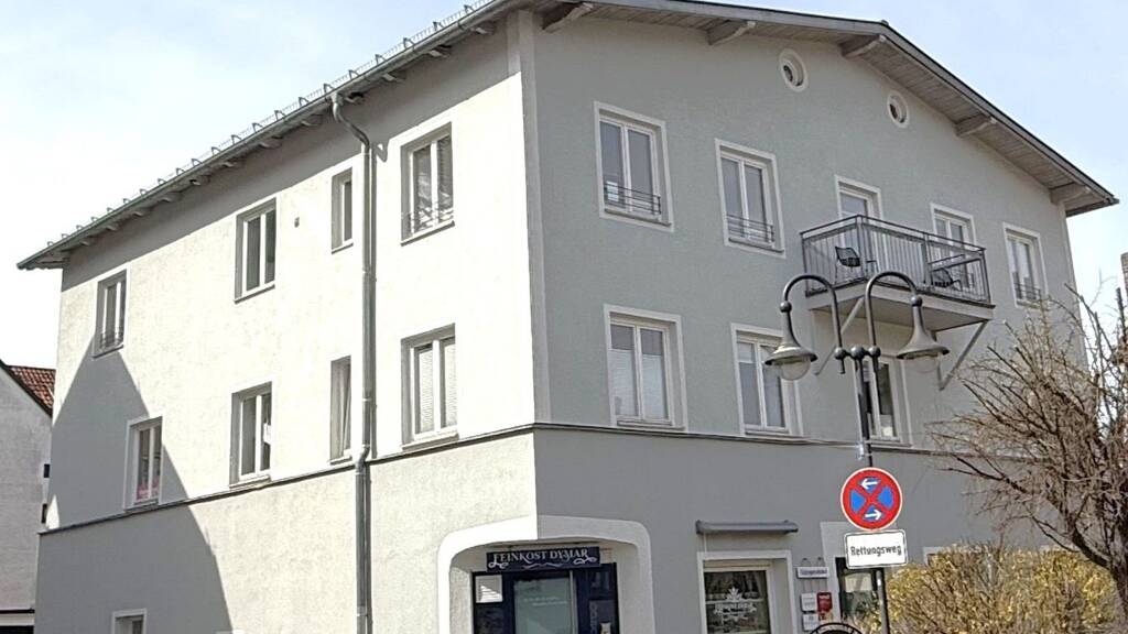 Mehrfamilienhaus zum Kauf als Kapitalanlage geeignet 1.495.000 € 20 Zimmer 490 m² 464 m² Grundstück Starnberg 82319