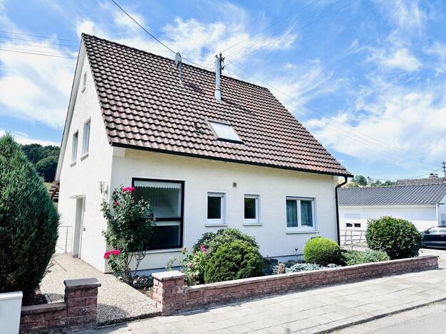 Einfamilienhaus zum Kauf 298.000 € 6 Zimmer 127,3 m² 440 m² Grundstück frei ab sofort Queidersbach 66851