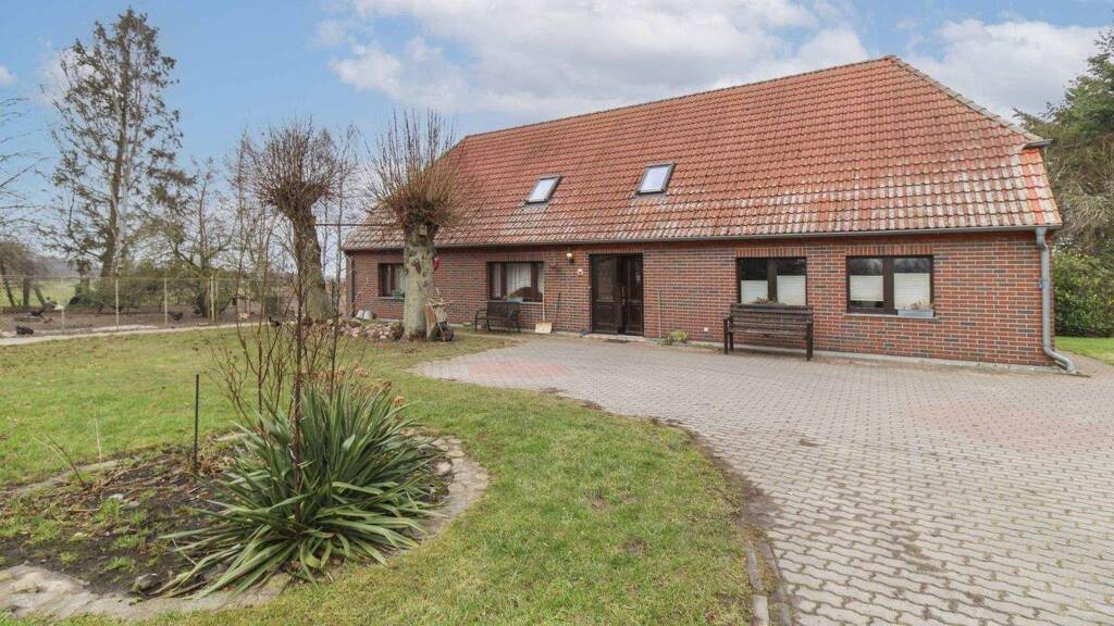 Sonstiges zum Kauf als Kapitalanlage geeignet 299.000 € 8 Zimmer 225 m² 6.000,2 m² Grundstück Behnkenhagen Süderholz 18516