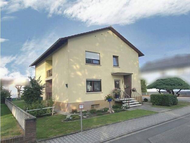 Wohnung zur Miete 910 € 4 Zimmer 90 m² 1. Geschoss Biblis 68647