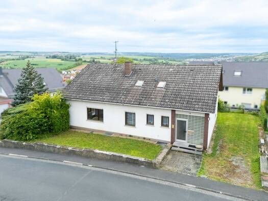 Einfamilienhaus zum Kauf 259.000 € 6 Zimmer 175,4 m² 619 m² Grundstück Homburg Triefenstein 97855