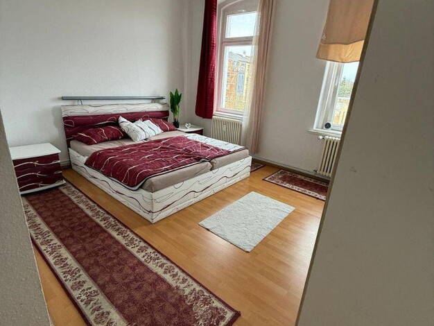 Wohnung zum Kauf provisionsfrei 49.000 € 4 Zimmer 90 m² 3. Geschoss Martin-Luther-Straße 12 Stadtmitte Plauen 08525