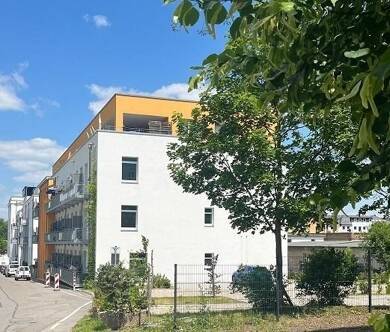 Wohnung zur Miete 2.070 € 5 Zimmer 172,6 m² Dachgeschoss, 4. Geschoss Waldenburger Straße 69 Altendorf 927 Chemnitz 09116