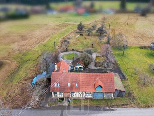 Bauernhaus zum Kauf 399.000 € 7 Zimmer 153,1 m² 6.869 m² Grundstück Hofstett Neuweiler 75389