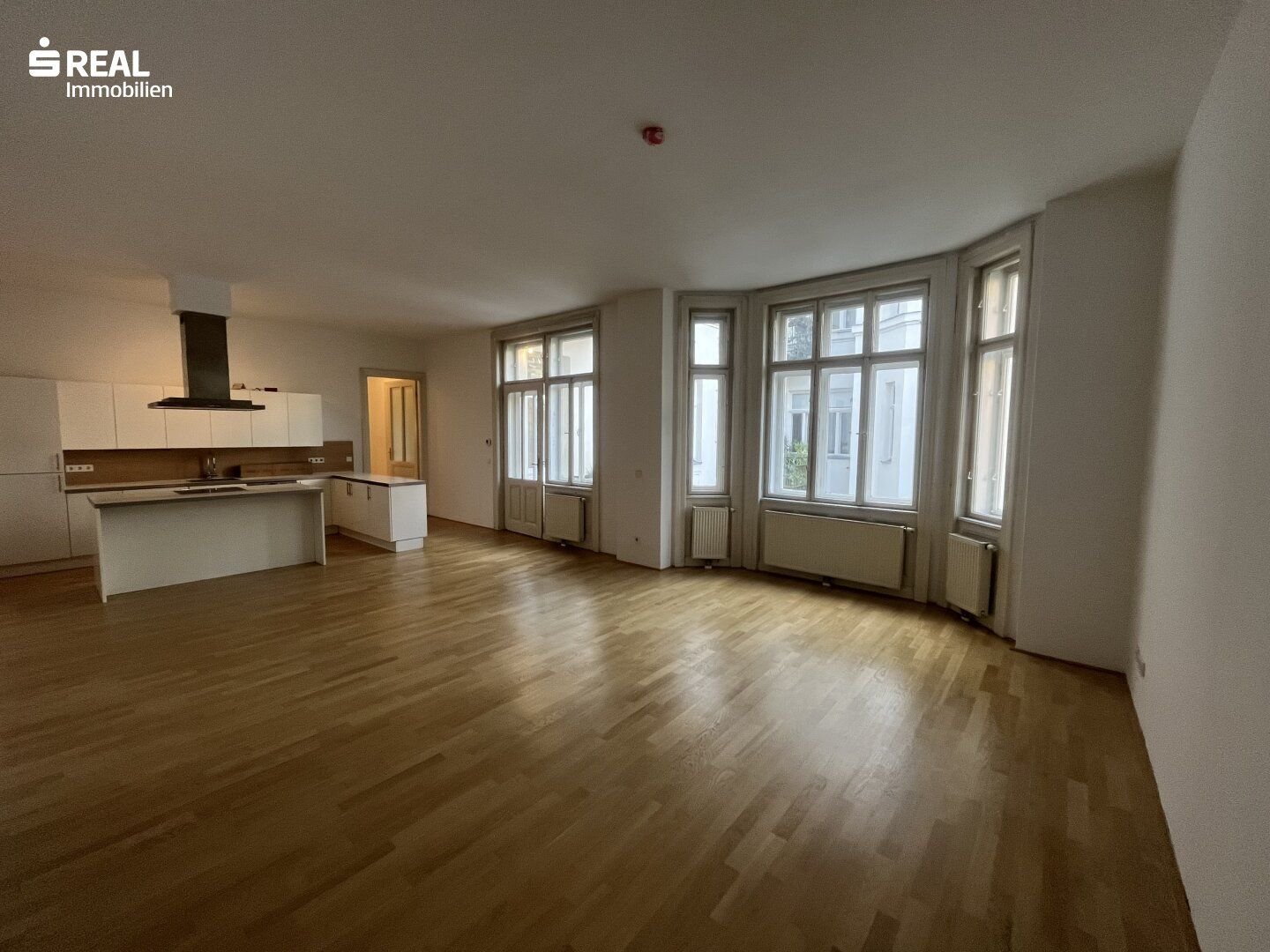 Wohnung zur Miete 2.132 € 4 Zimmer 147 m²<br/>Wohnfläche 2.<br/>Geschoss Lange Gasse 61 Wien 1080