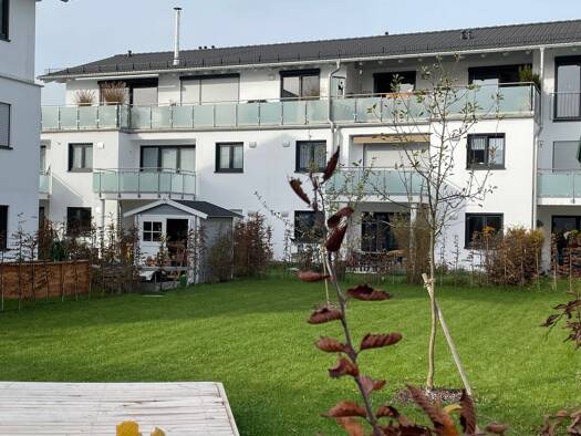 Wohnung zur Miete 950 € 2 Zimmer 62 m² Geschoss 1/2 frei ab 15.05.2026 Schloßberg Stephanskirchen 83071