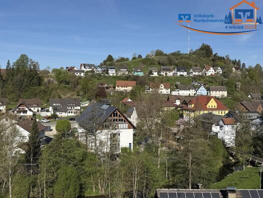 Doppelhaushälfte zum Kauf 105.000 € 6 Zimmer 106,8 m² 331 m² Grundstück Glatten Glatten 72293