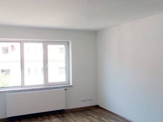 Wohnung zur Miete 798 € 1 Zimmer 32 m² frei ab 15.09.2026 Trivastraße Neuhausen-Nymphenburg München 80637