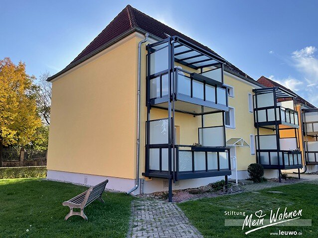 Wohnung zur Miete 285 € 2 Zimmer 45,3 m²<br/>Wohnfläche EG<br/>Geschoss 01.12.2024<br/>Verfügbarkeit Zeitzer Str. 89 Meuselwitz Meuselwitz 04610