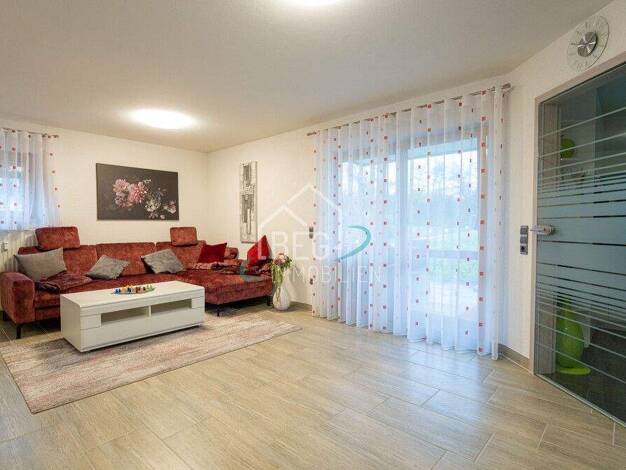 Wohnung zum Kauf 199.000 € 2 Zimmer 59,8 m² Crailsheim 74564