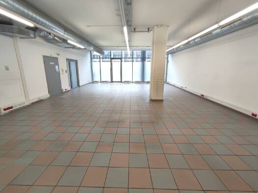 Laden zur Miete 15 € 132,6 m² Verkaufsfläche Urfahr Linz 4040