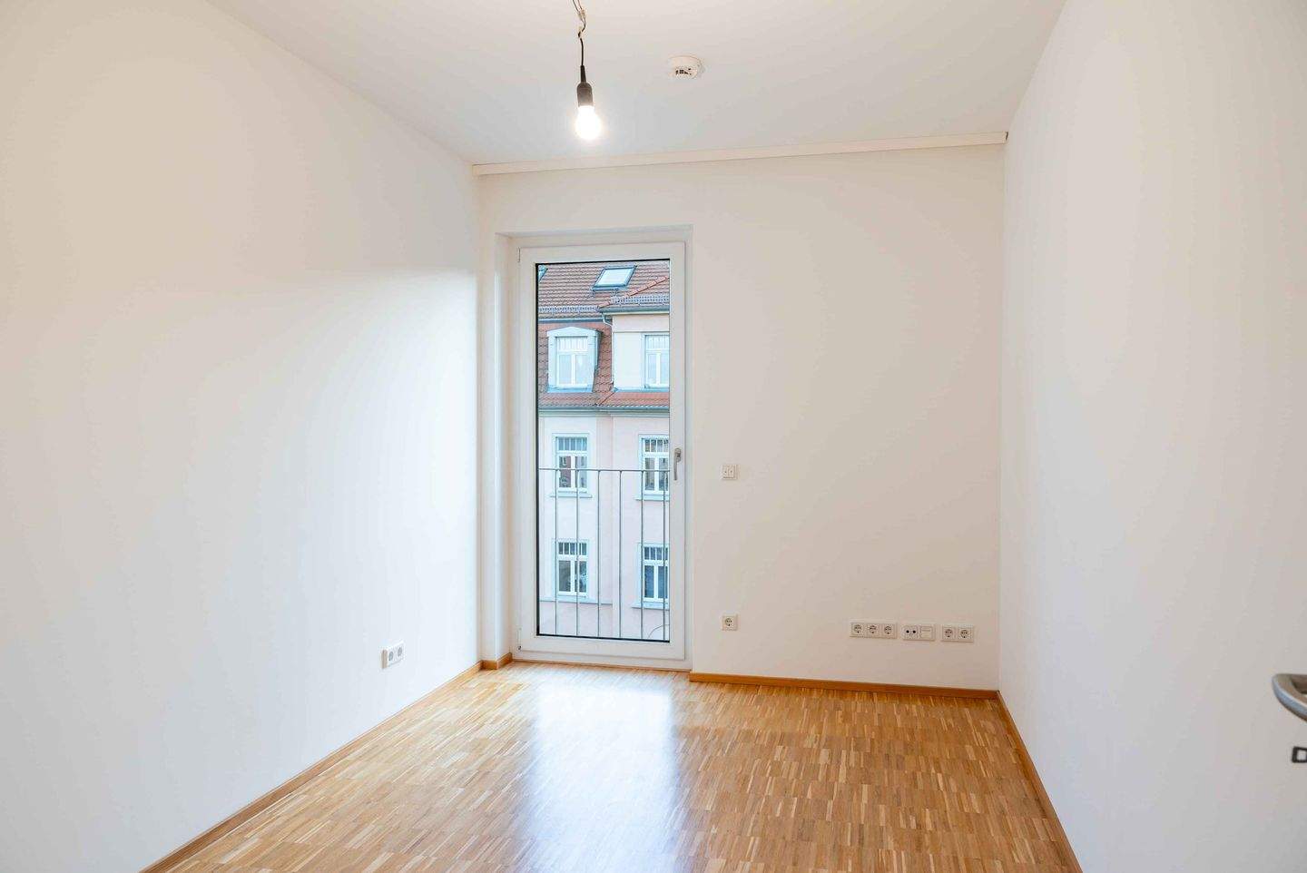 Property thumbnail 8