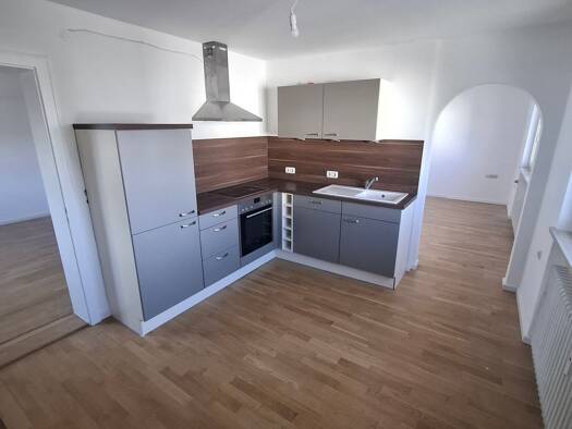 Wohnung zur Miete 940 € 4 Zimmer 84 m² Geschoss 1/2 frei ab sofort Töging Töging a.Inn 84513