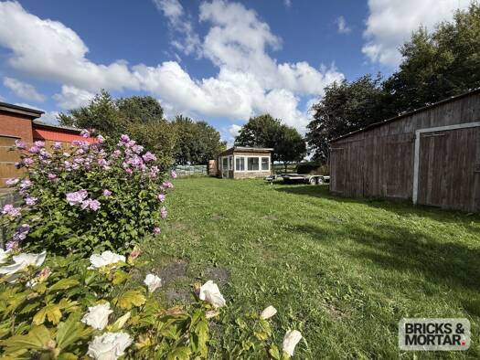 Einfamilienhaus zum Kauf 179.000 € 6 Zimmer 200 m² 1.912 m² Grundstück Westre 25926