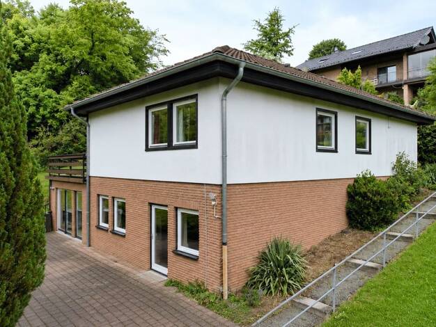 Mehrfamilienhaus zum Kauf als Kapitalanlage geeignet 189.000 € 8 Zimmer 224,5 m² Much Much 53804