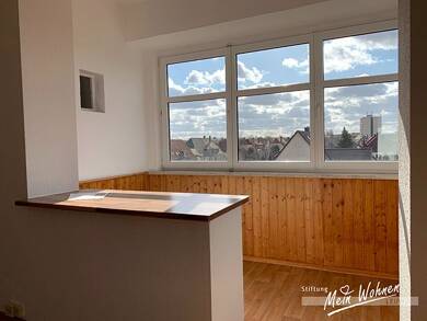 Wohnung zur Miete 390 € 2 Zimmer 62,3 m² 3. Geschoss frei ab 01.08.2025 Markt 10 Bad Dürrenberg Bad Dürrenberg 06231