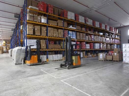 Lagerhalle zur Miete 5 € 7.858 m² Lagerfläche teilbar ab 2.000 m² - Neu-Isenburg 63263