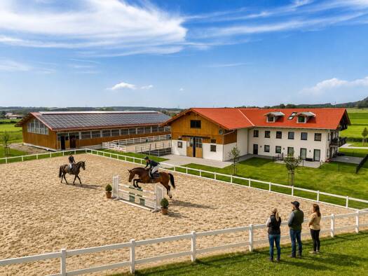 Reiterhof zum Kauf 3.400.000 € 393 m² 55.000 m² Grundstück Immenthal Günzach 87634