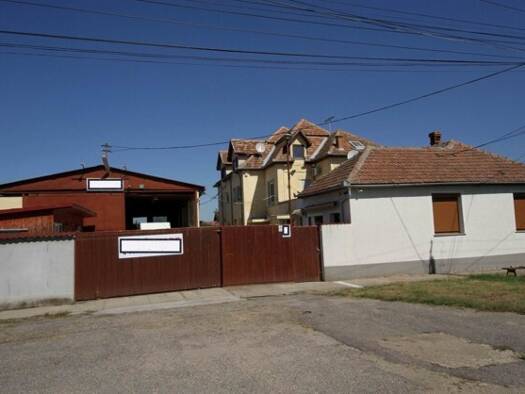 Einfamilienhaus zum Kauf 179.000 € 15 Zimmer 717 m² 1.221 m² Grundstück Fantanele 86356