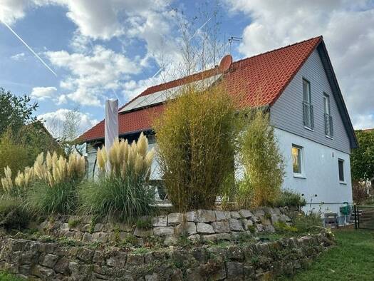 Einfamilienhaus zum Kauf 325.000 € 7 Zimmer 133,4 m² 672 m² Grundstück Hüttenheim Willanzheim 97348