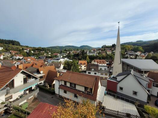 Wohnung zur Miete 590 € 2 Zimmer 62 m² Geschoss 2/3 frei ab 01.12.2025 Altenbach Schriesheim 69198