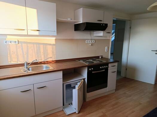 Wohnung zur Miete 455 € 2 Zimmer 48 m² Geschoss 2/3 frei ab 01.01.2026 Straubing 94315