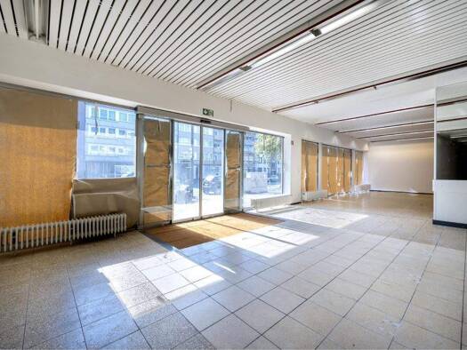 Laden zur Miete 3.990 € 398 m² Verkaufsfläche Trierer Straße 107 Aachen 52078