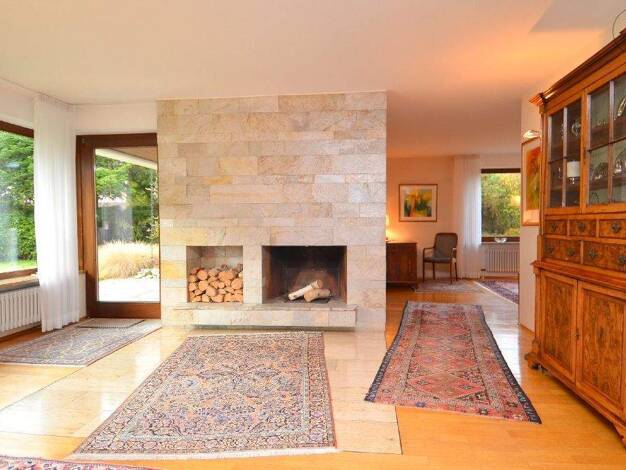 Haus zur Miete auf Zeit 3.300 € 6 Zimmer 200 m² frei ab sofort Weststadt Ulm 89077