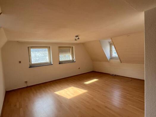Maisonette zur Miete 1.390 € 4 Zimmer 130 m² Geschoss 2/3 frei ab sofort Nord-Holland Kassel 34117