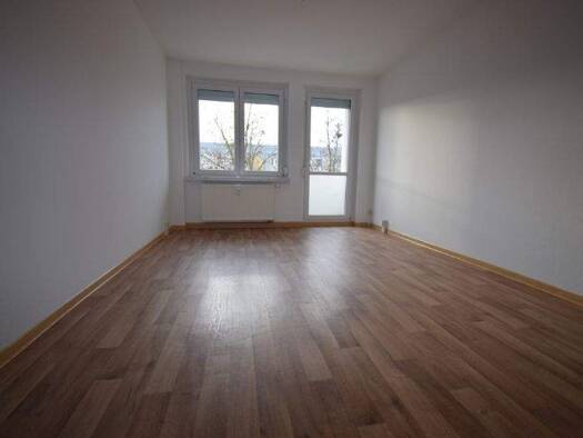 Wohnung zur Miete 456 € 4 Zimmer 76,1 m² 3. Geschoss Hans-Beimler-Straße 17 Gröba Riesa 01591