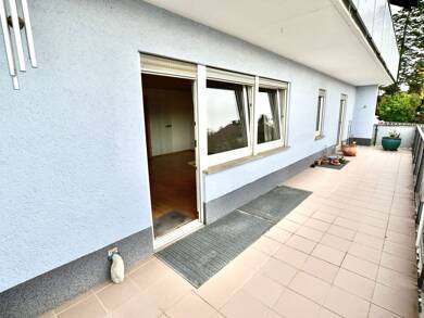 Mehrfamilienhaus zum Kauf als Kapitalanlage geeignet 645.000 € 9 Zimmer 240 m² 955 m² Grundstück Rottenbauer Würzburg 97084